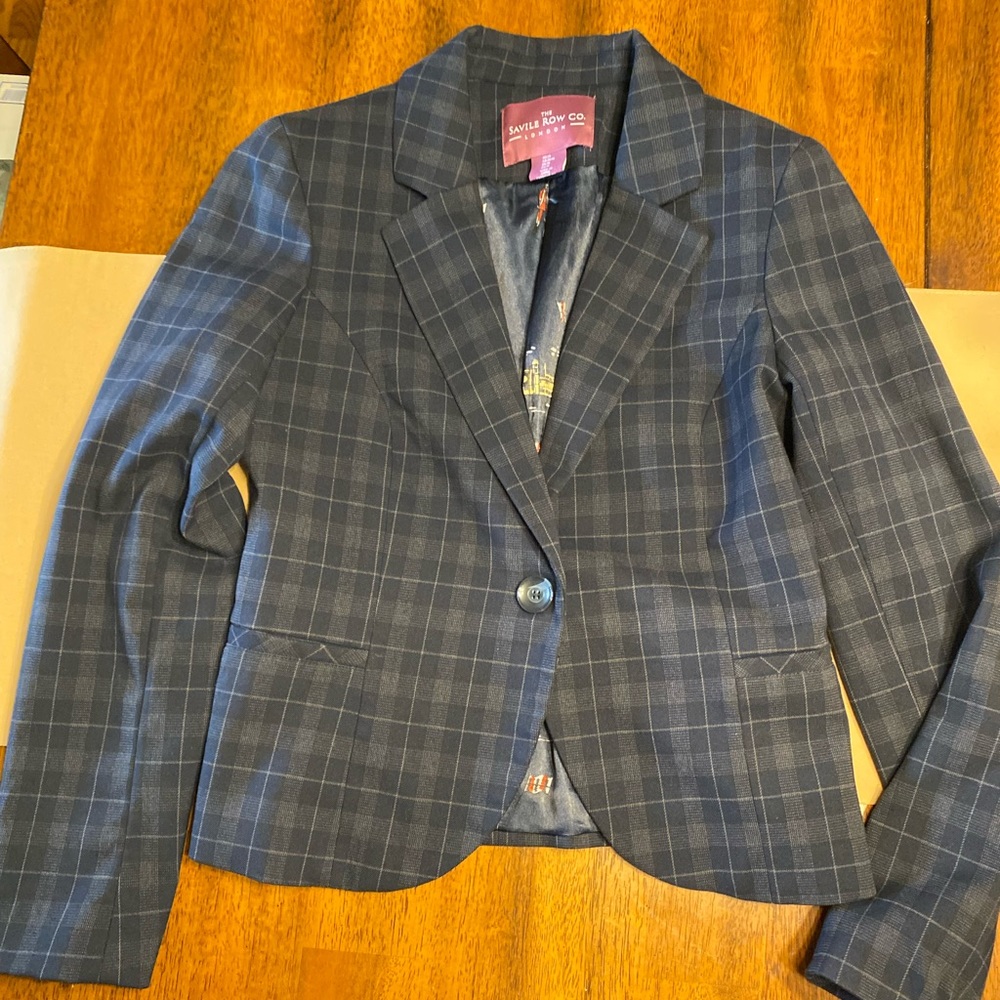 Savile Row. Women’s navy and gray plaid blazer with elbow patch’s. Size medium - Picture 3 of 15